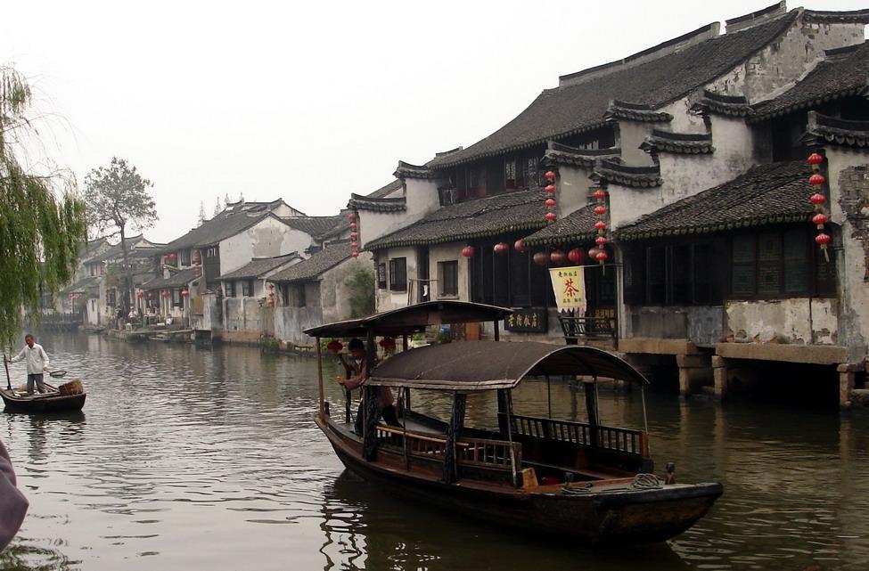 相扑选手大跳跃